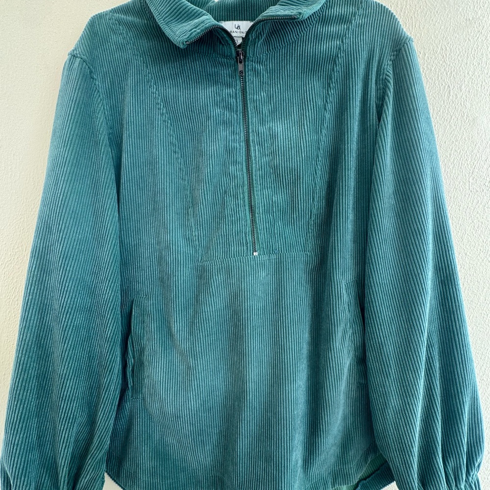 Urban Daizy Pull Over